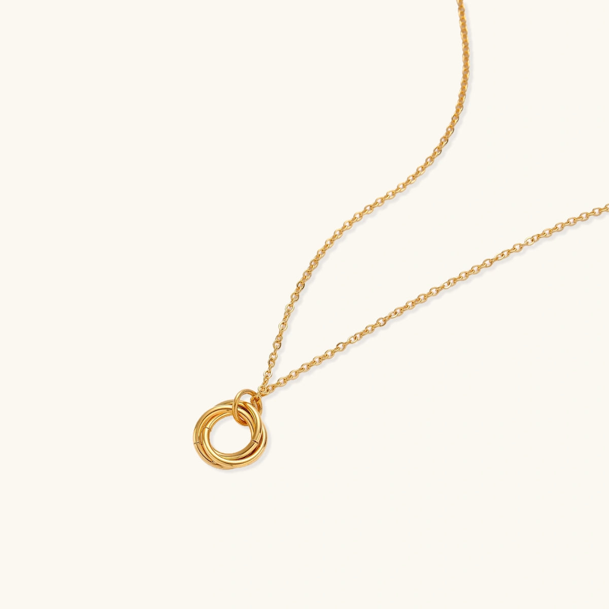 Collier Trois Anneaux — détail du bijou