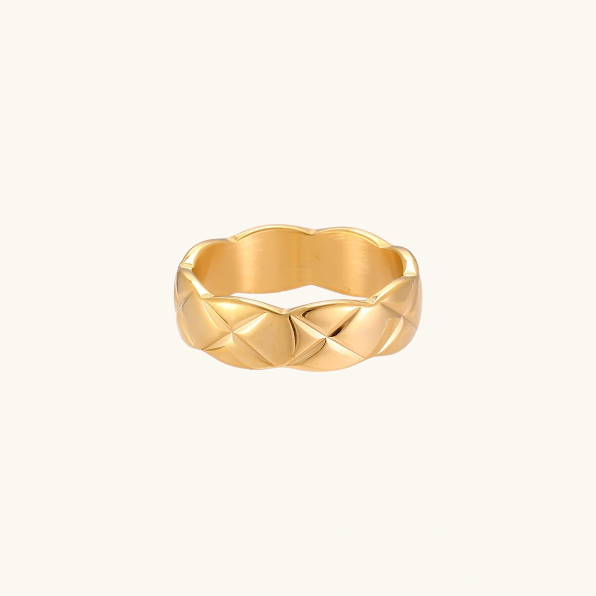 Bague Tressage Doré — détail du bijou